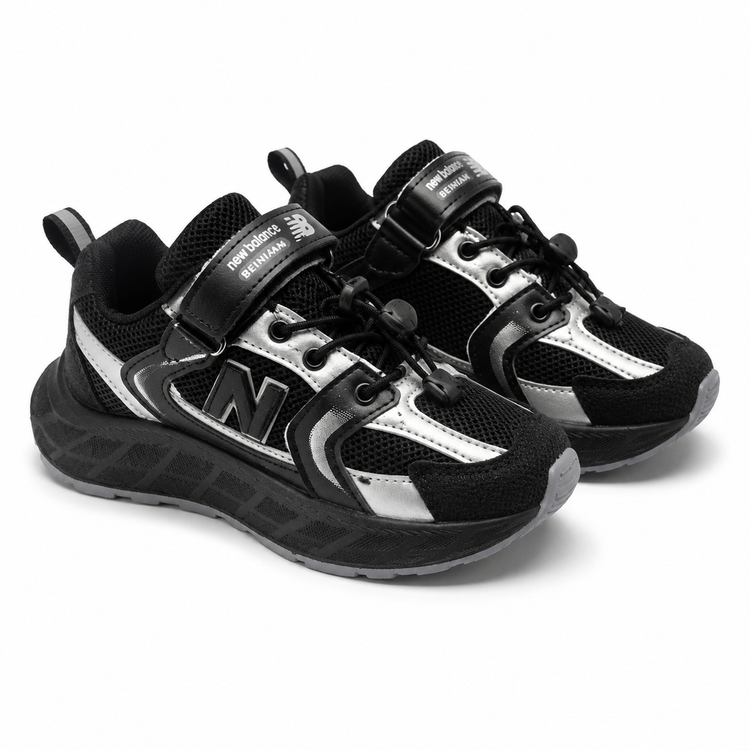 کفش اسپرت بچگانه نیوبالانس (New Balance) مدل راحتی با کفی طبی و بند تنظیمی