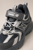 کفش اسپرت بچگانه نیوبالانس (New Balance) مدل راحتی با کفی طبی و بند تنظیمی